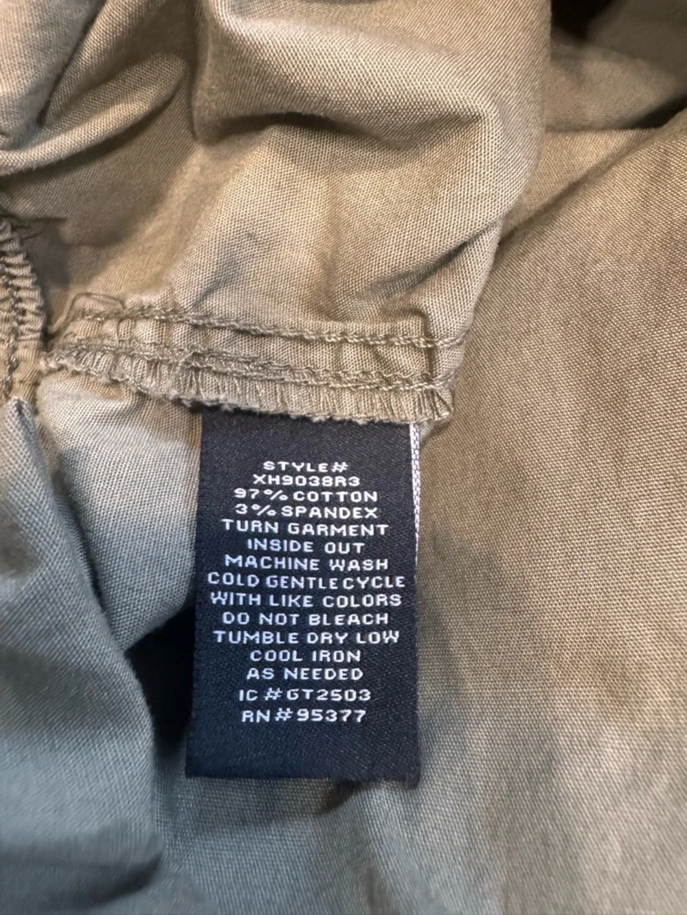 Sanctuary Army Green Utility Roll-Cuff Shorts with Pockets, Size XL - Picture 4 of 12